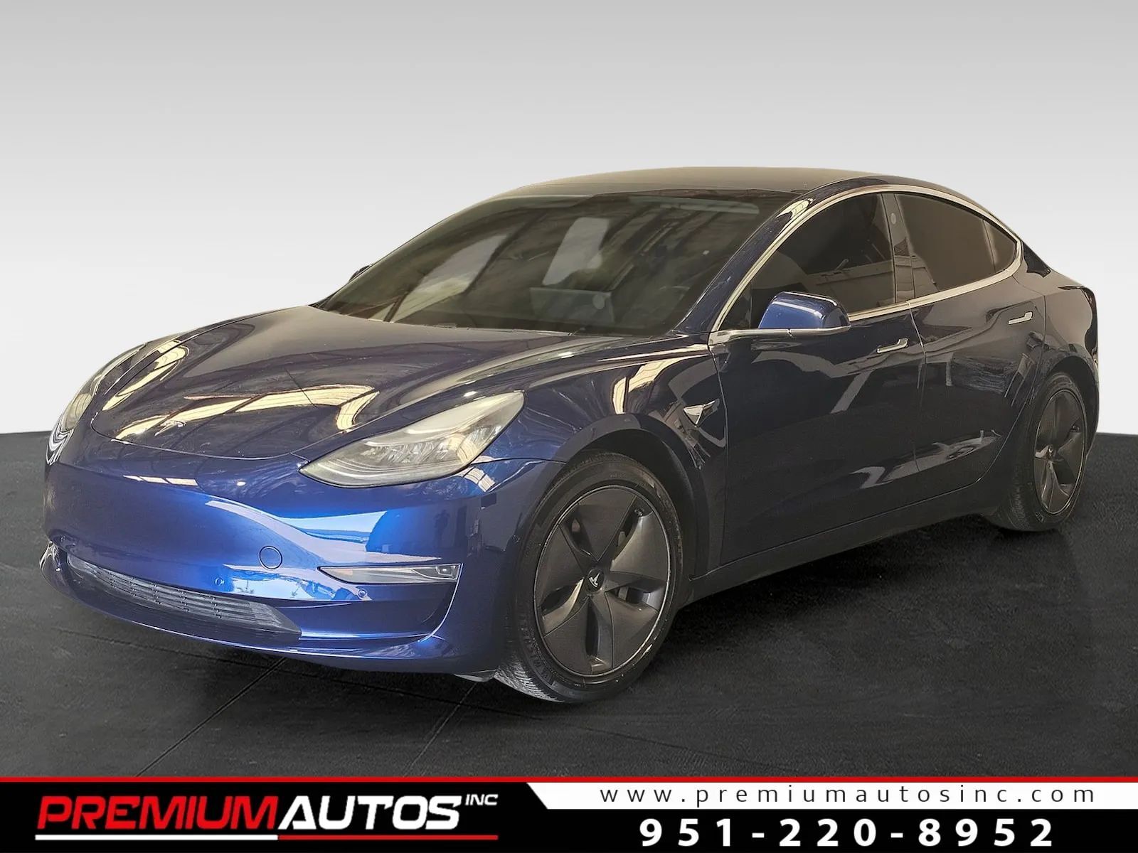 2020 TESLA Model 3