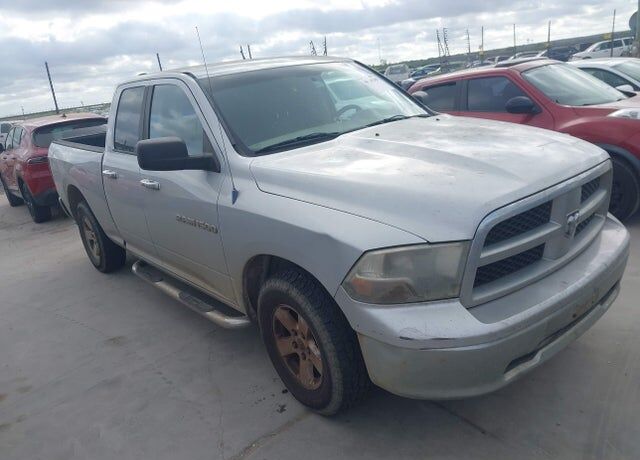 2012 DODGE Ram