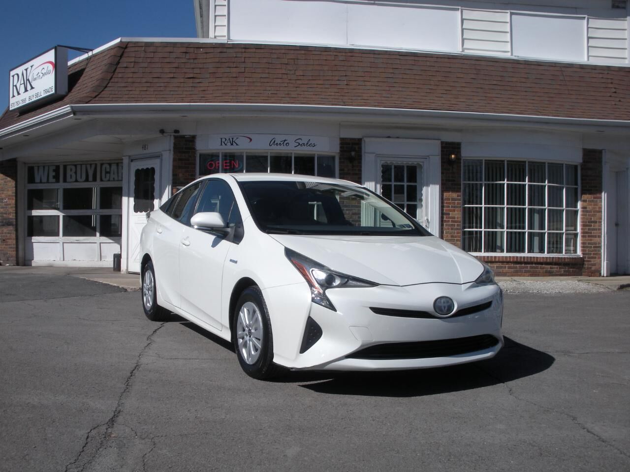 2017 TOYOTA PRIUS