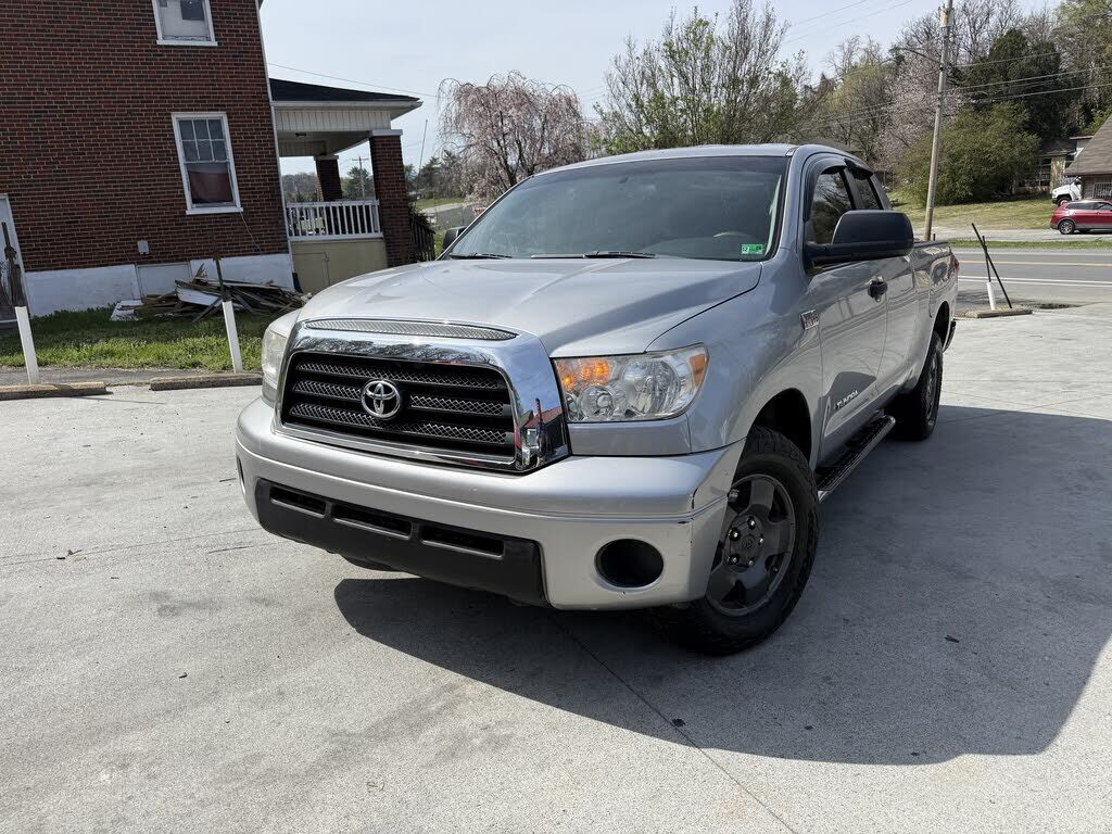 2008 TOYOTA Tundra