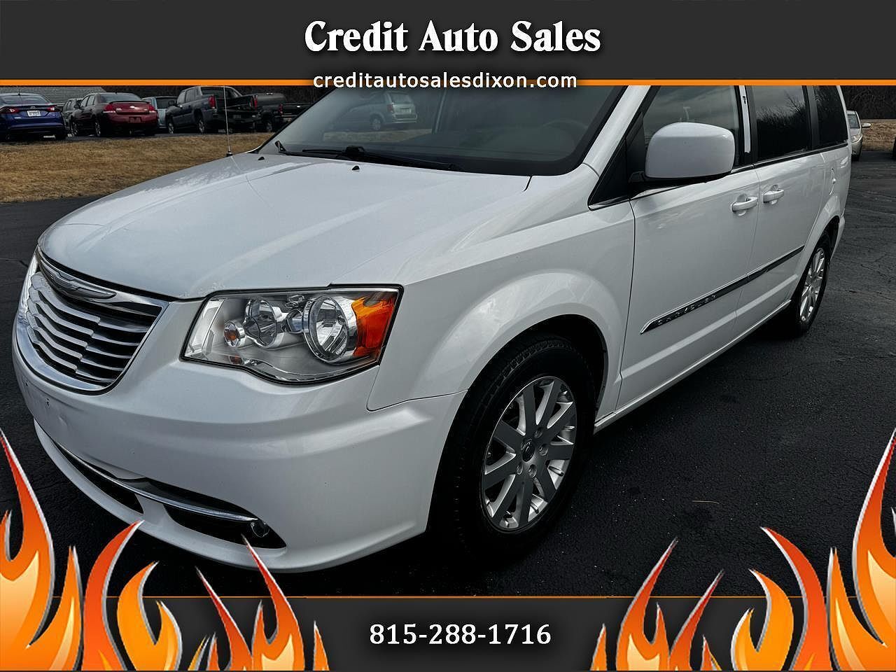 2016 CHRYSLER Town and Country