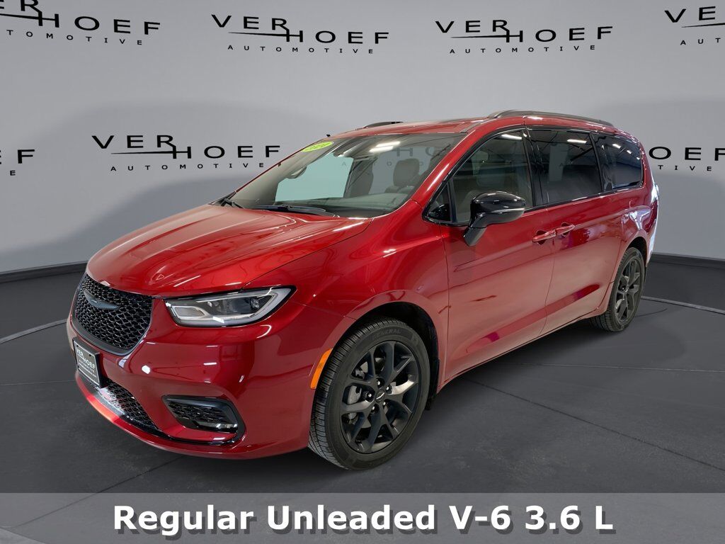 2024 CHRYSLER Pacifica