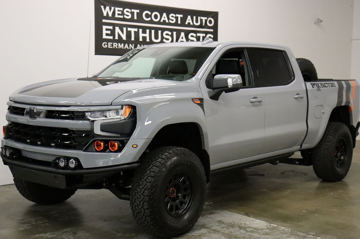 2025 CHEVROLET Silverado