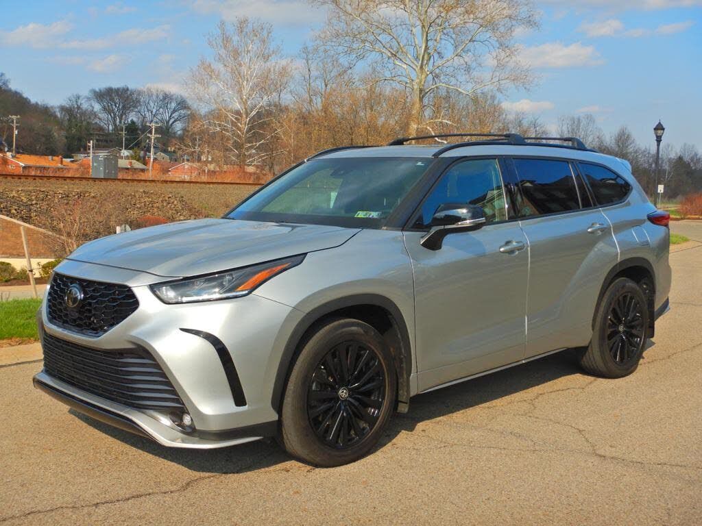 2023 TOYOTA Highlander