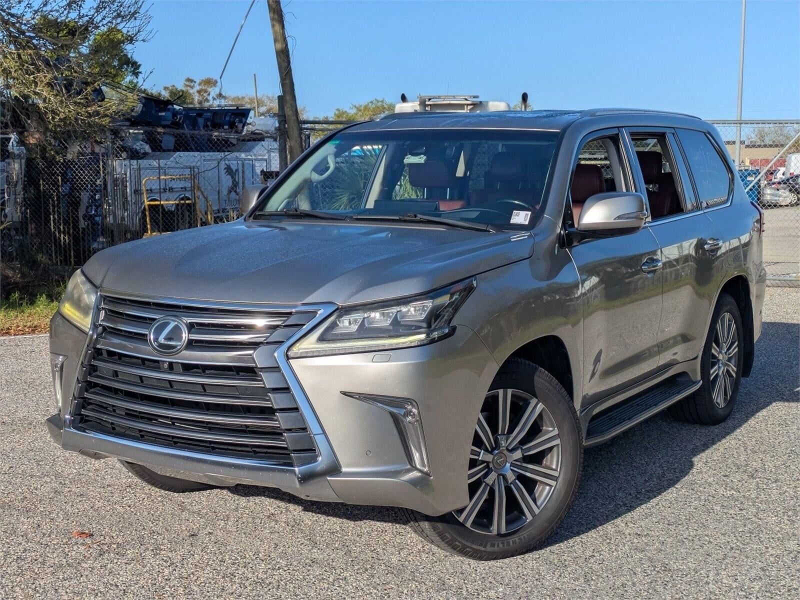 2017 LEXUS LX