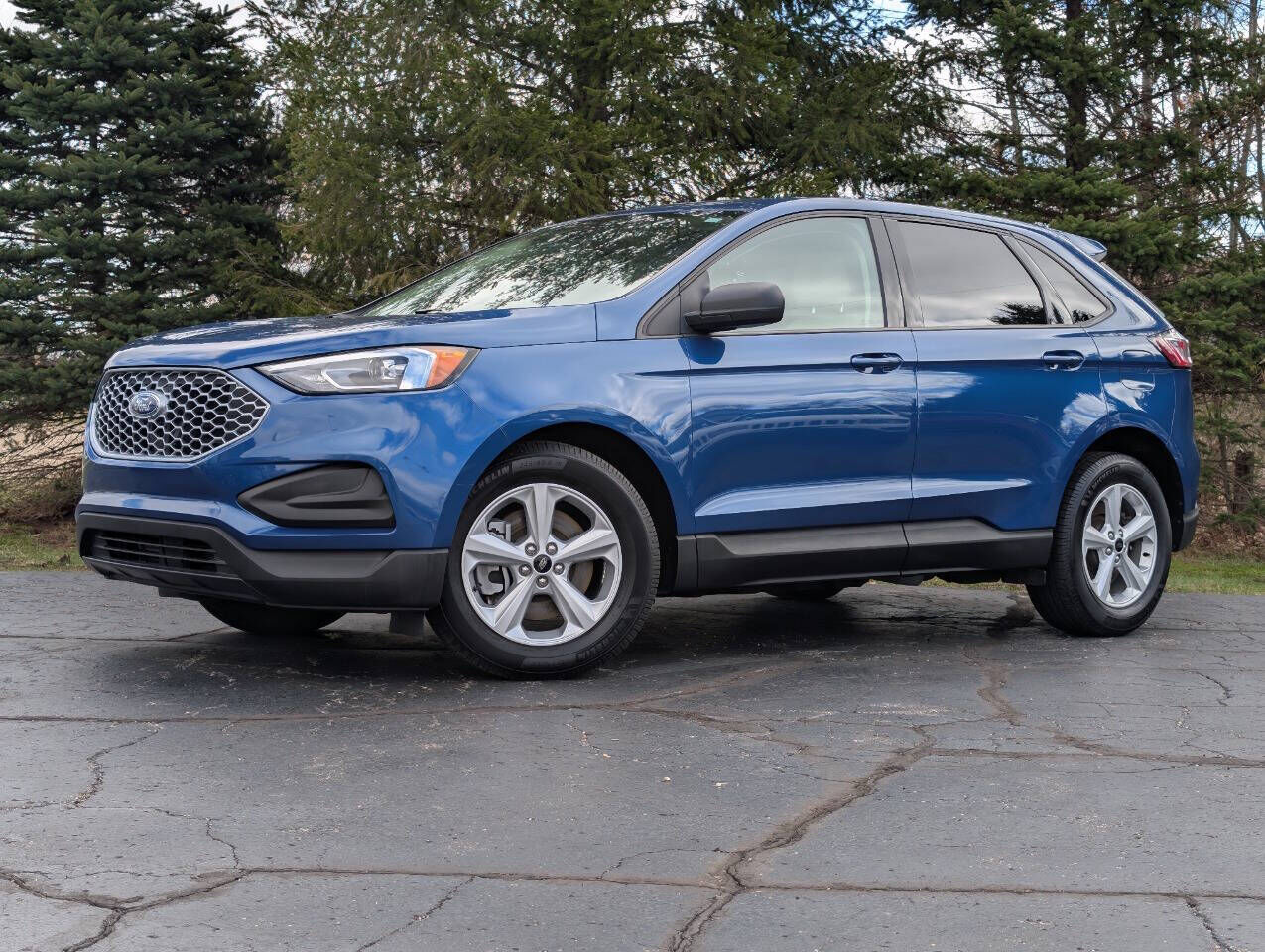 2023 FORD Edge
