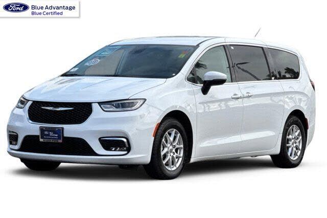 2023 CHRYSLER Pacifica