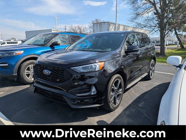 2023 FORD Edge