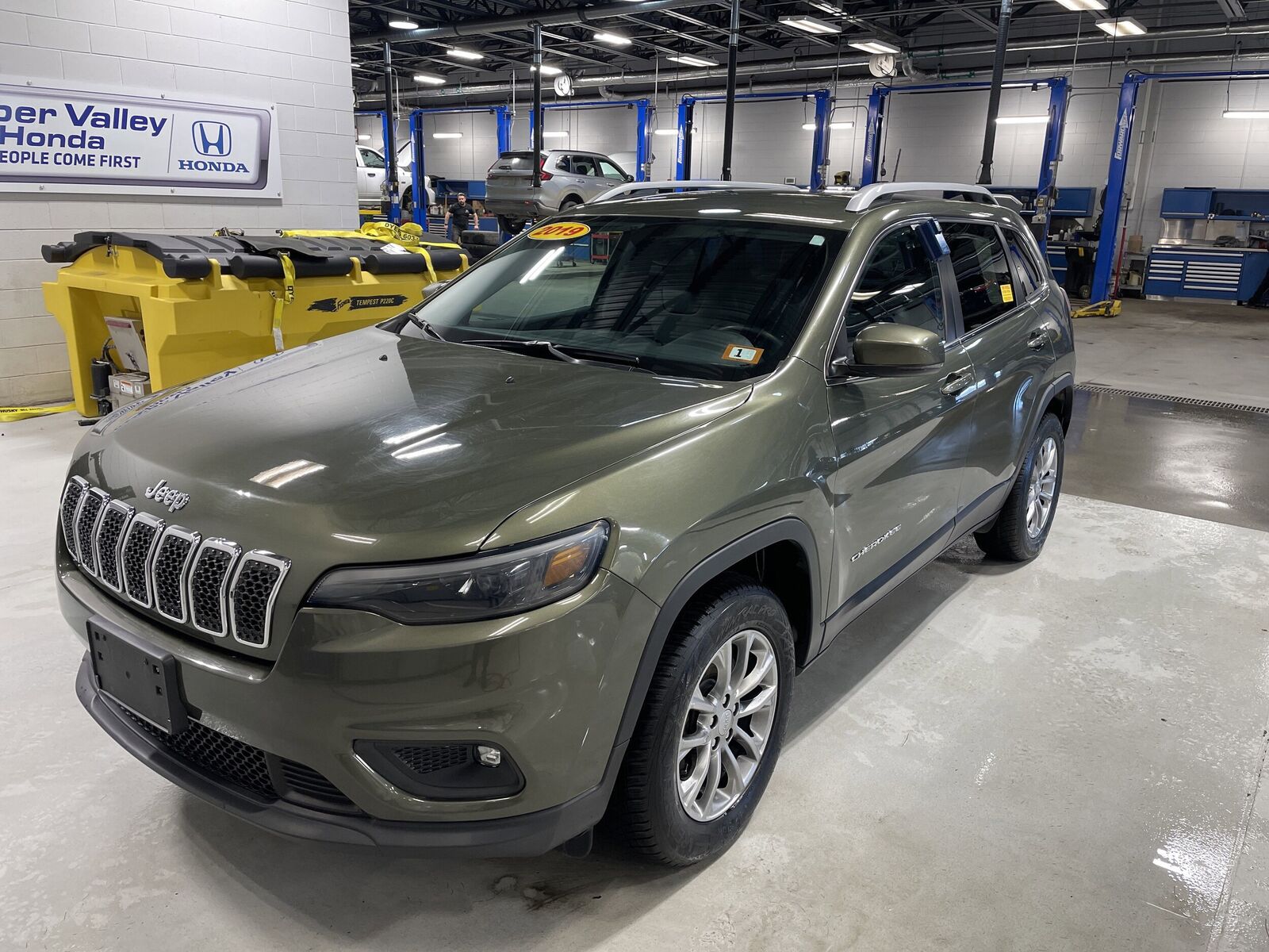 2019 JEEP Cherokee