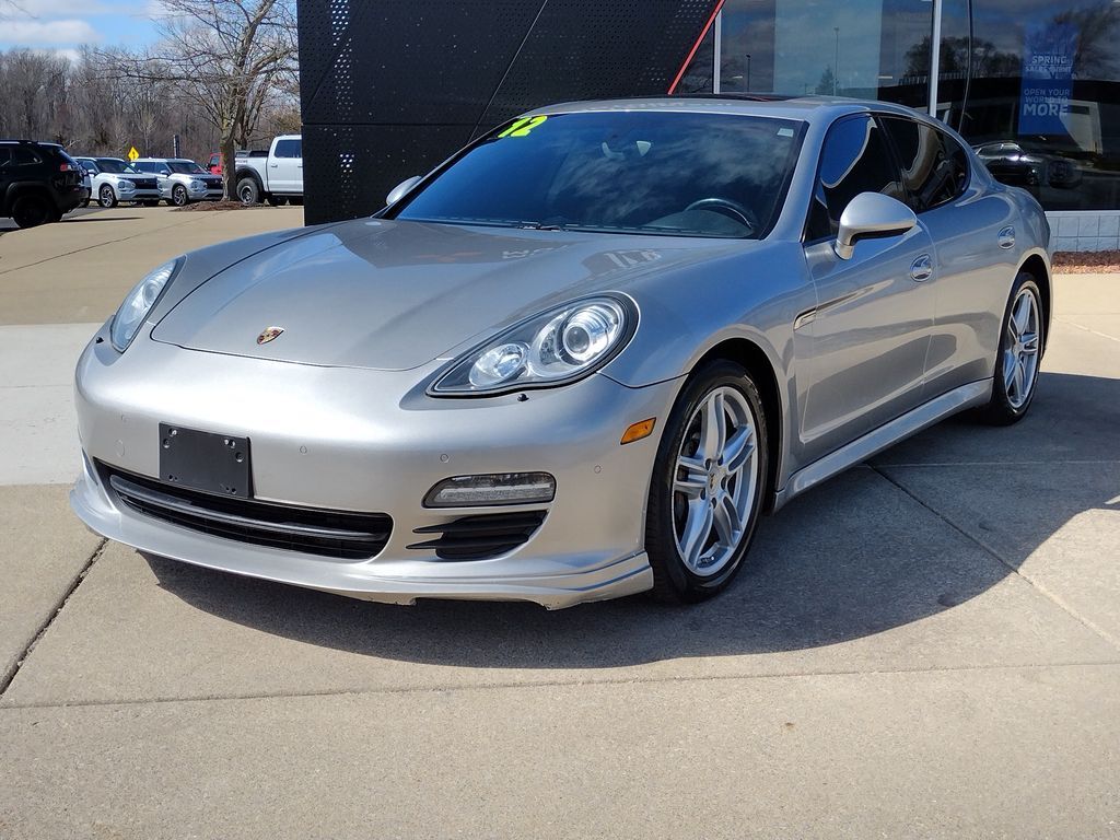 2012 PORSCHE Panamera
