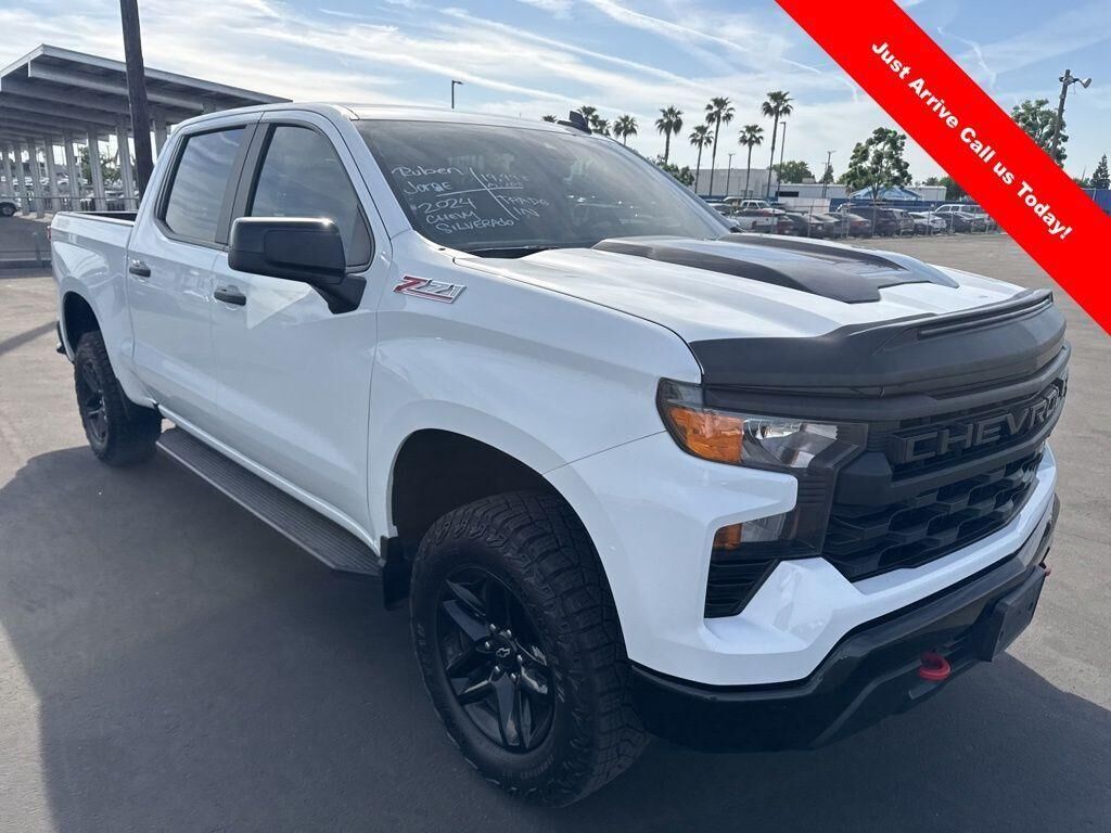 2024 CHEVROLET Silverado