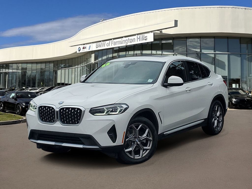 2023 BMW X4