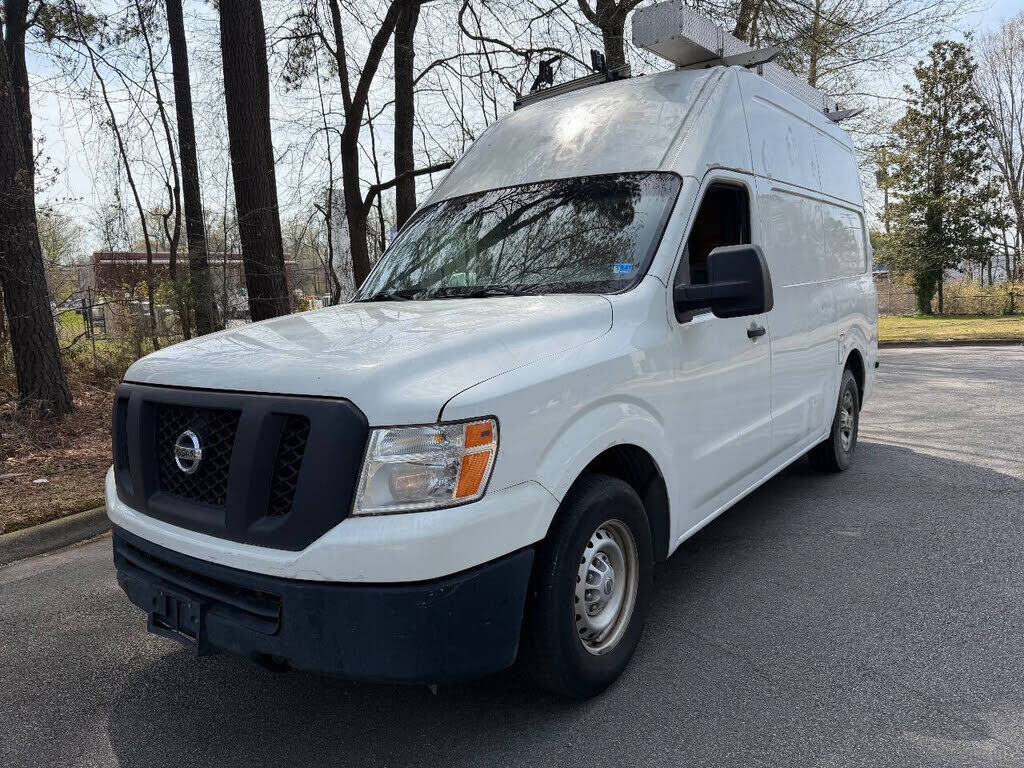 2013 NISSAN NV