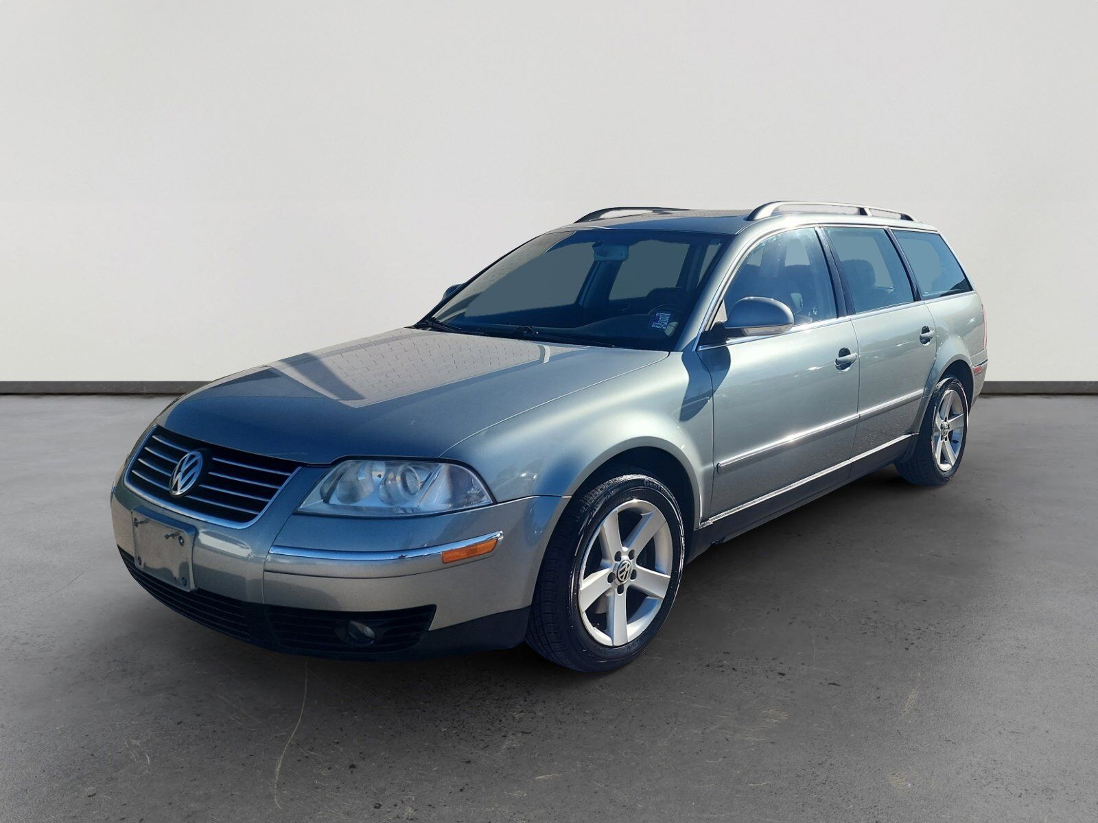 2004 VOLKSWAGEN Passat