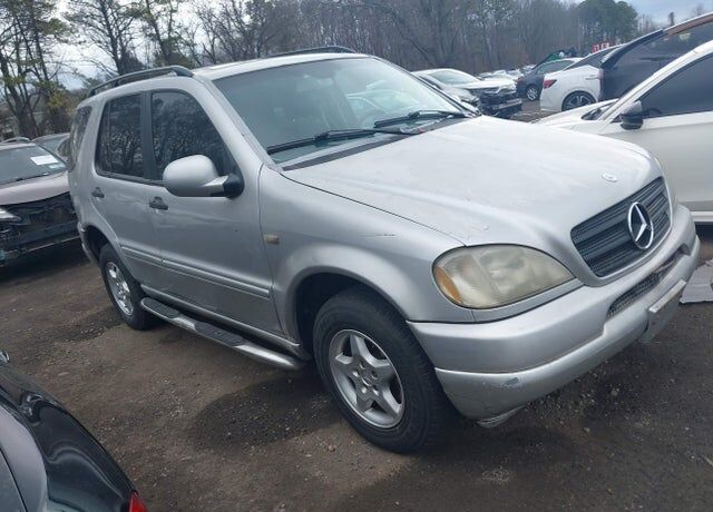 2000 MERCEDES-BENZ M-Class