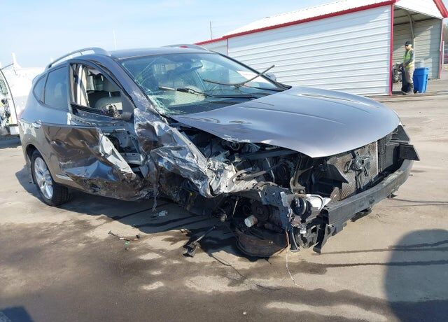 2011 NISSAN Rogue