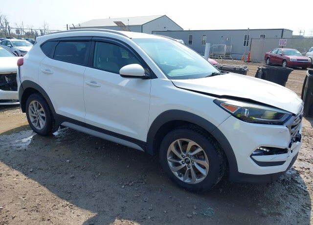 2017 HYUNDAI Tucson