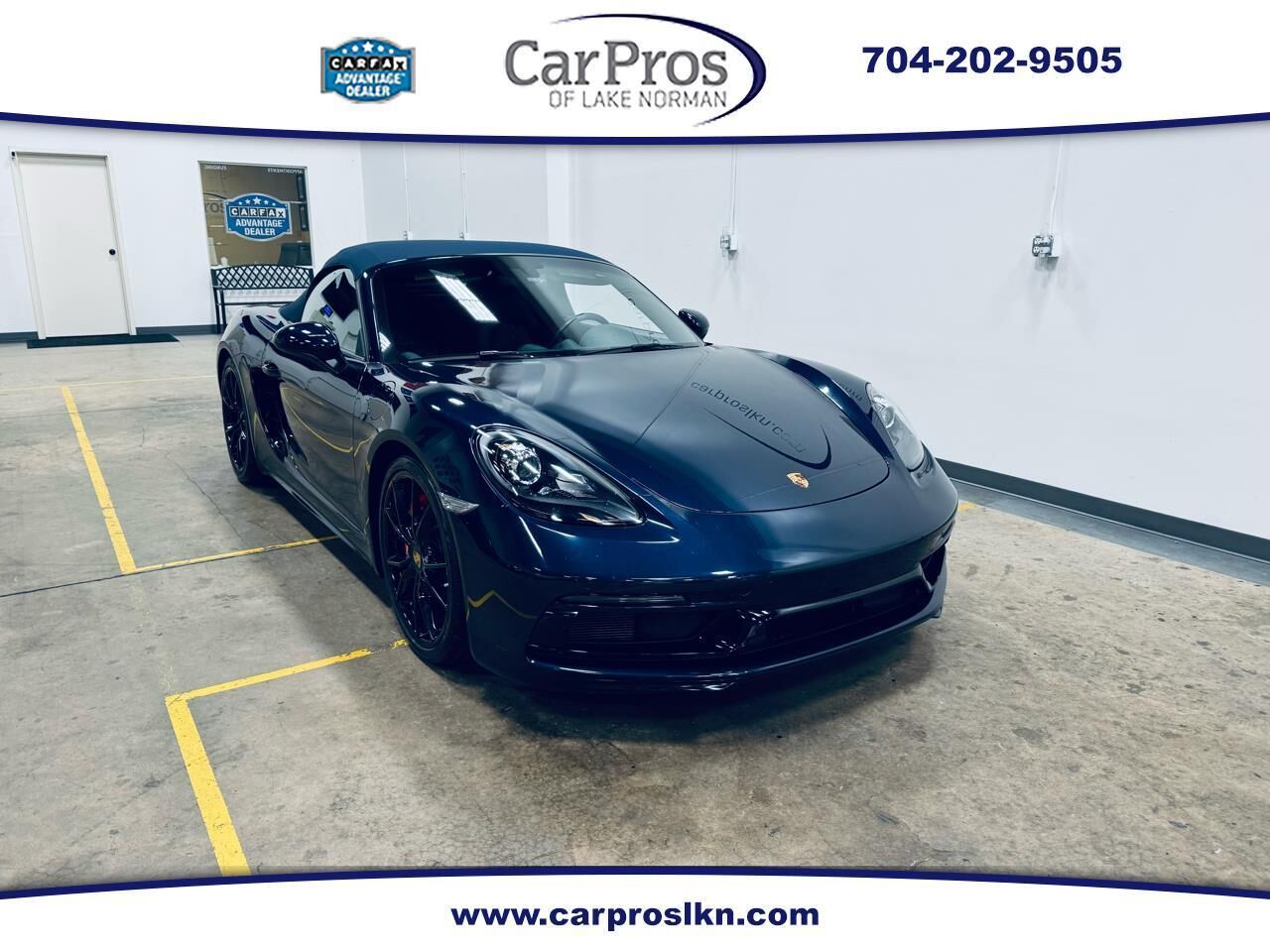 2019 PORSCHE 718