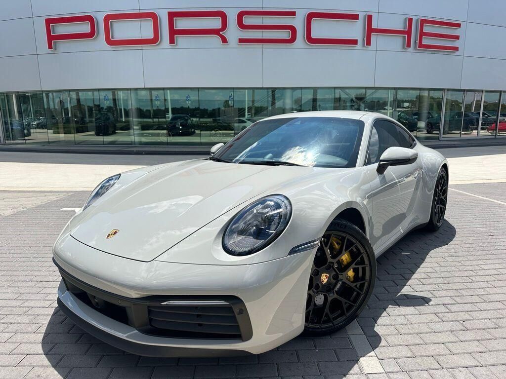 2020 PORSCHE 911