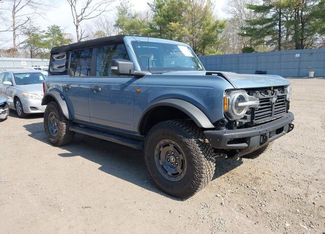 2024 FORD Bronco