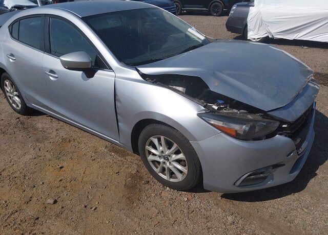 2017 MAZDA Mazda3