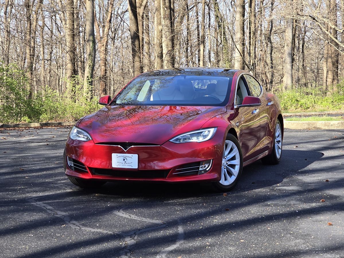 2018 TESLA Model S
