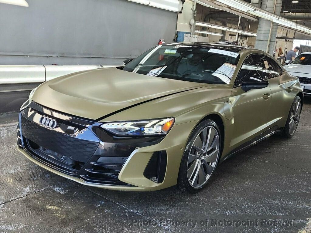 2022 Audi e-tron