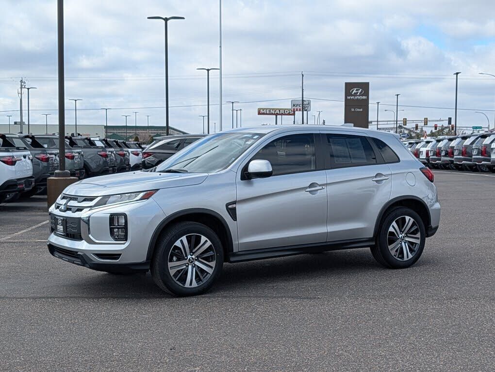 2025 MITSUBISHI Outlander Sport