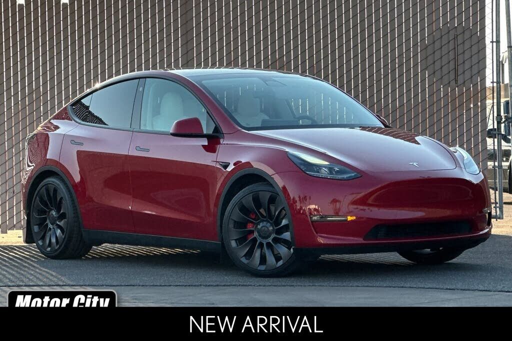 2022 TESLA Model Y