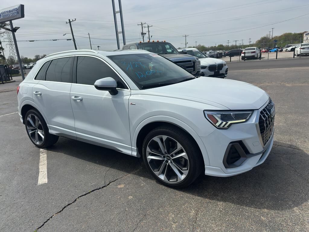 2020 AUDI Q3