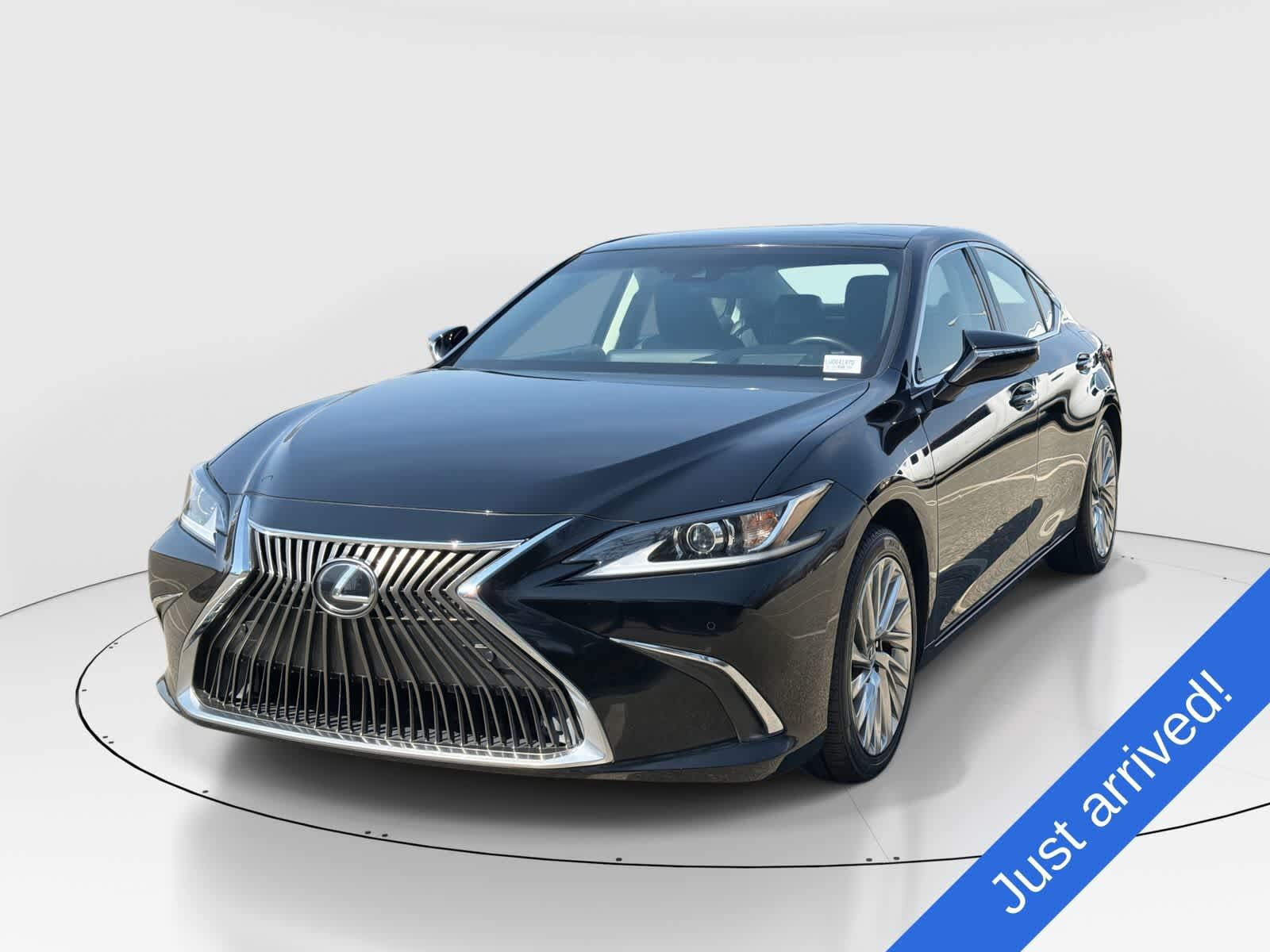 2020 LEXUS ES