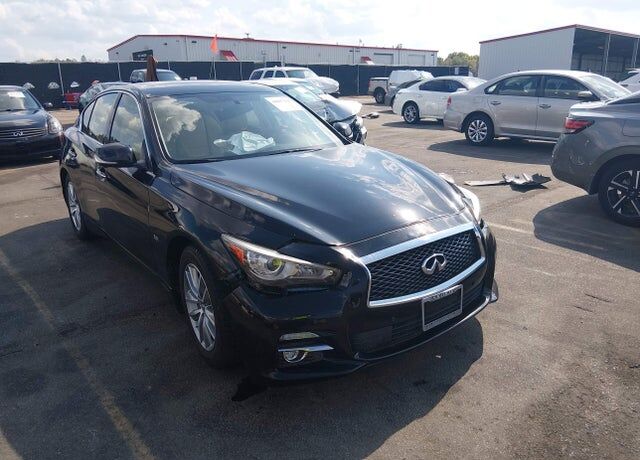 2016 INFINITI Q50