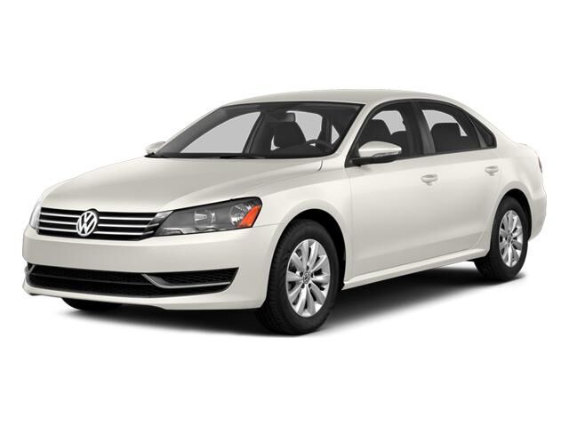 2014 VOLKSWAGEN Passat
