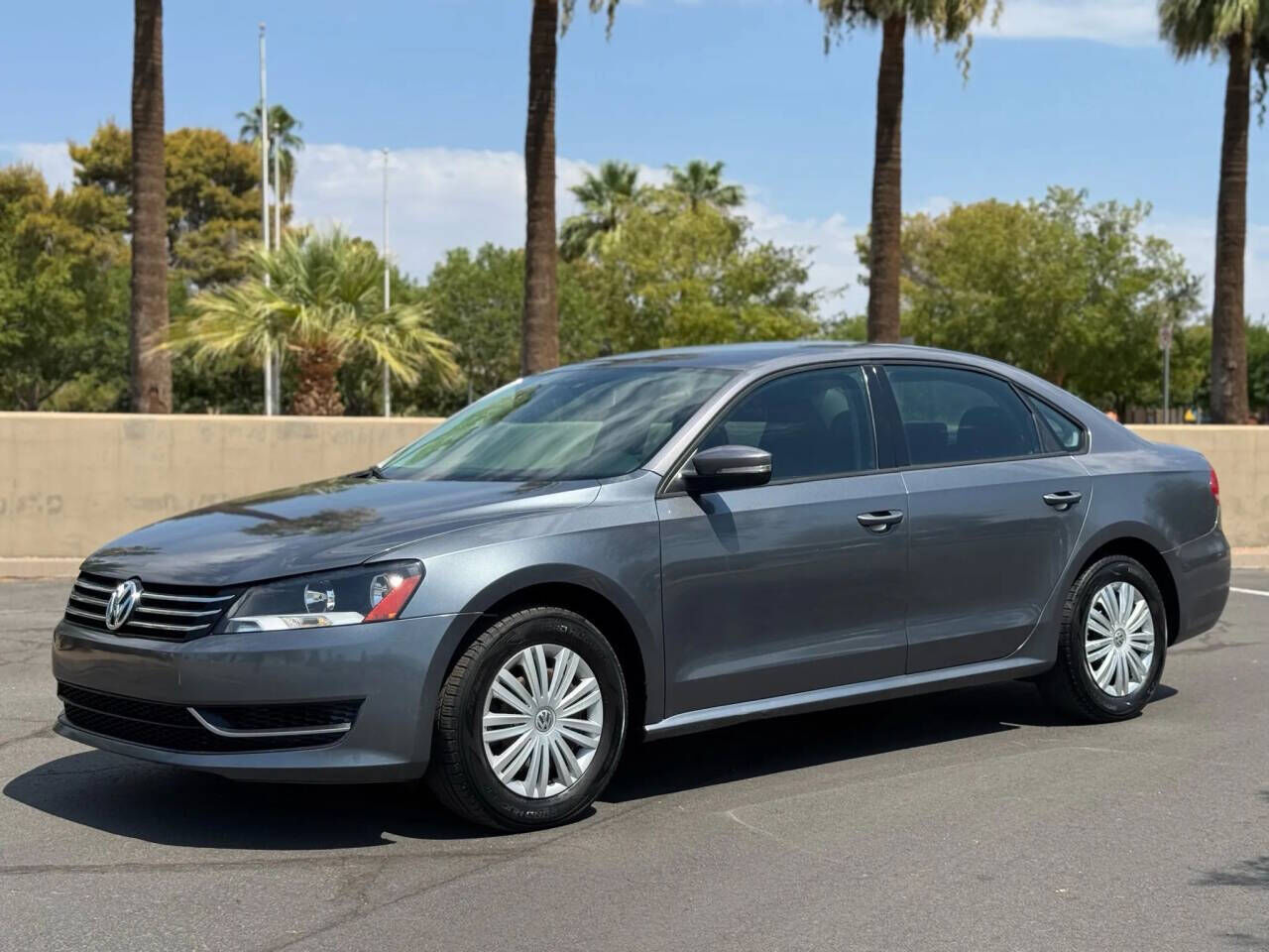 2015 VOLKSWAGEN Passat