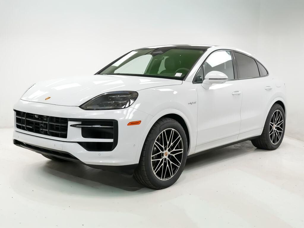 2026 PORSCHE Cayenne
