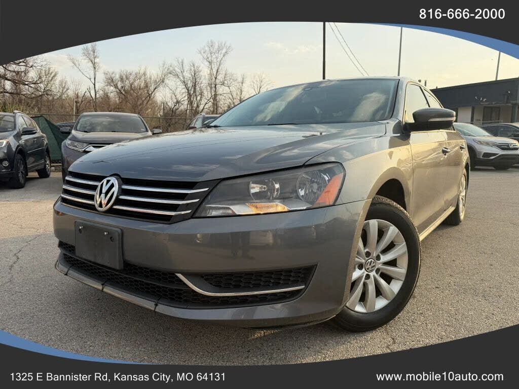 2013 VOLKSWAGEN Passat