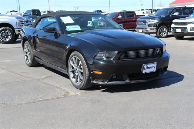 2011 FORD Mustang