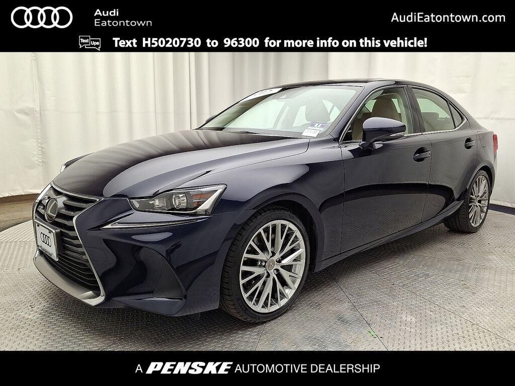 2017 LEXUS IS