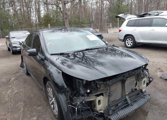 2016 SUBARU Legacy