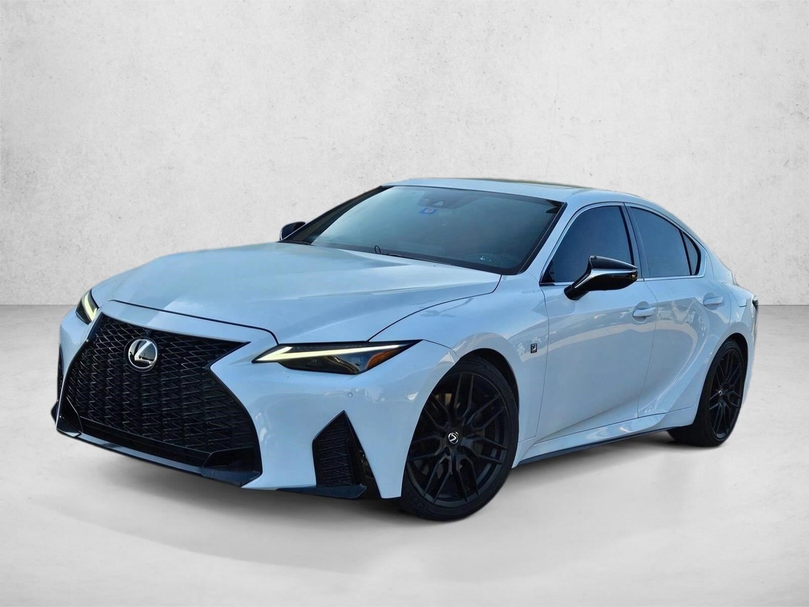 2021 LEXUS IS