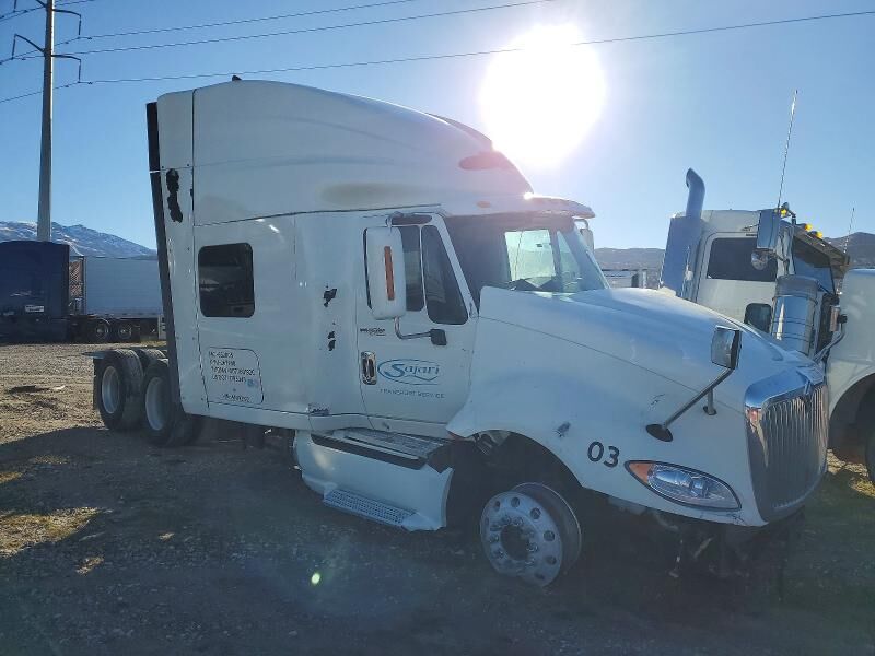 2010 INTERNATIONAL LF627