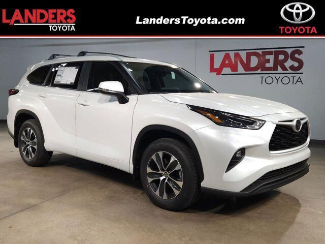 2026 TOYOTA Highlander