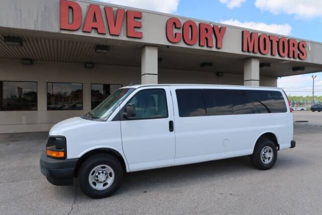 2017 CHEVROLET Express