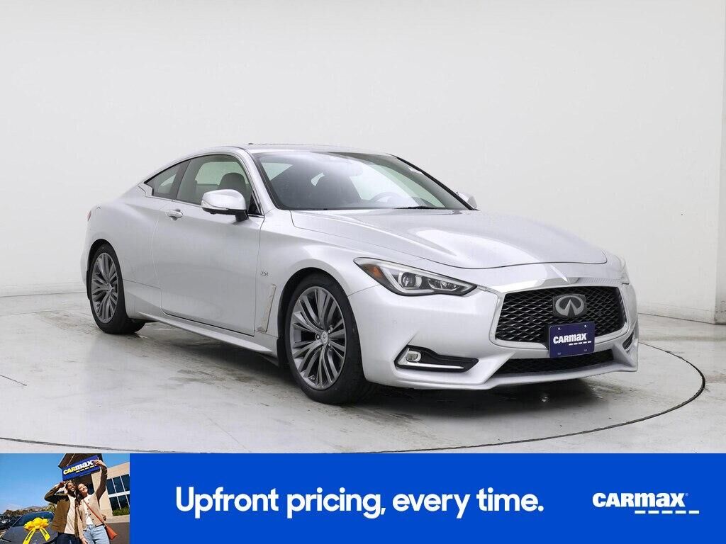 2017 INFINITI Q60