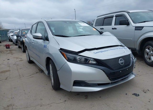 2023 NISSAN Leaf