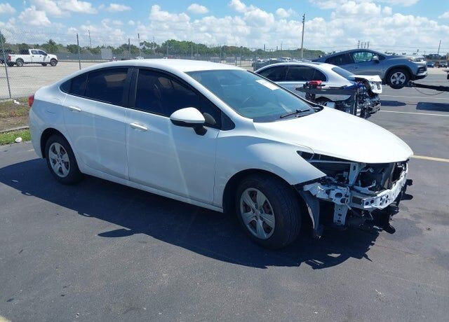 2018 CHEVROLET Cruze