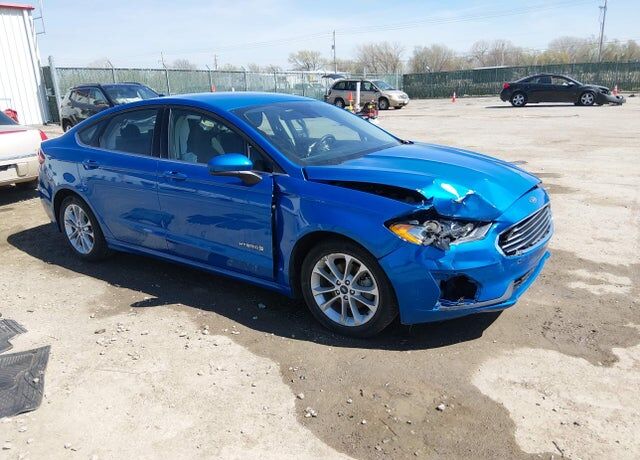 2019 FORD Fusion
