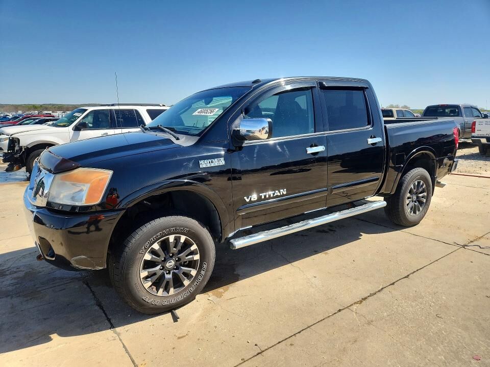 2010 NISSAN Titan