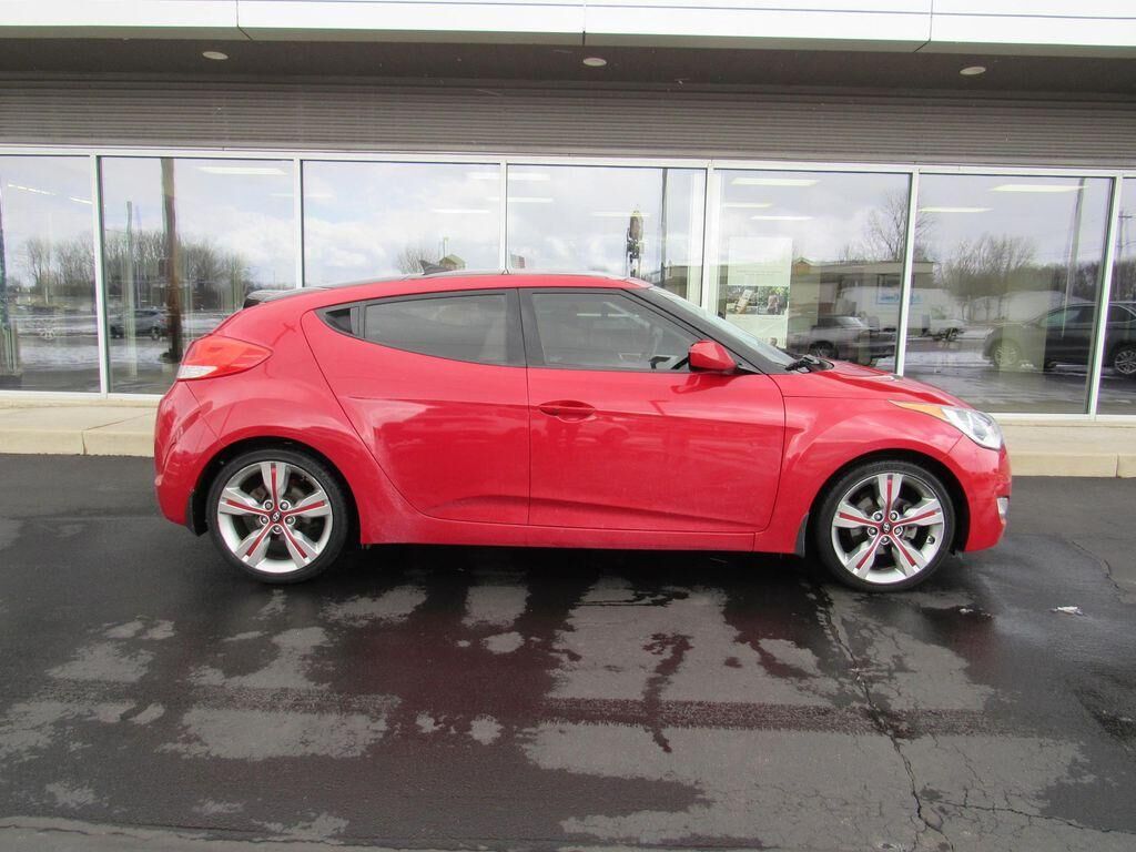2013 HYUNDAI Veloster