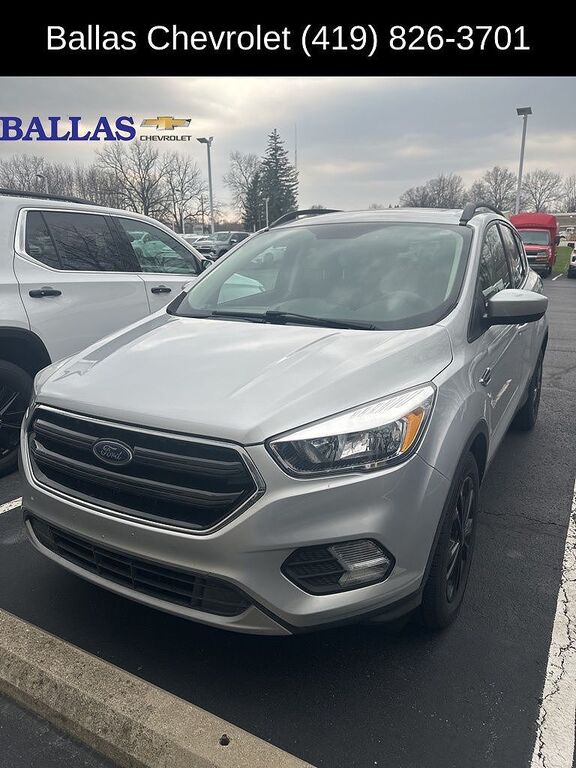 2018 FORD Escape